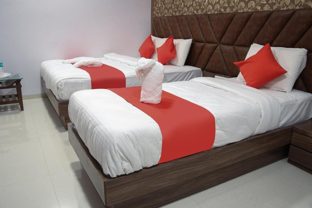Hotel Apple Inn Navi Mumbai Esterno foto
